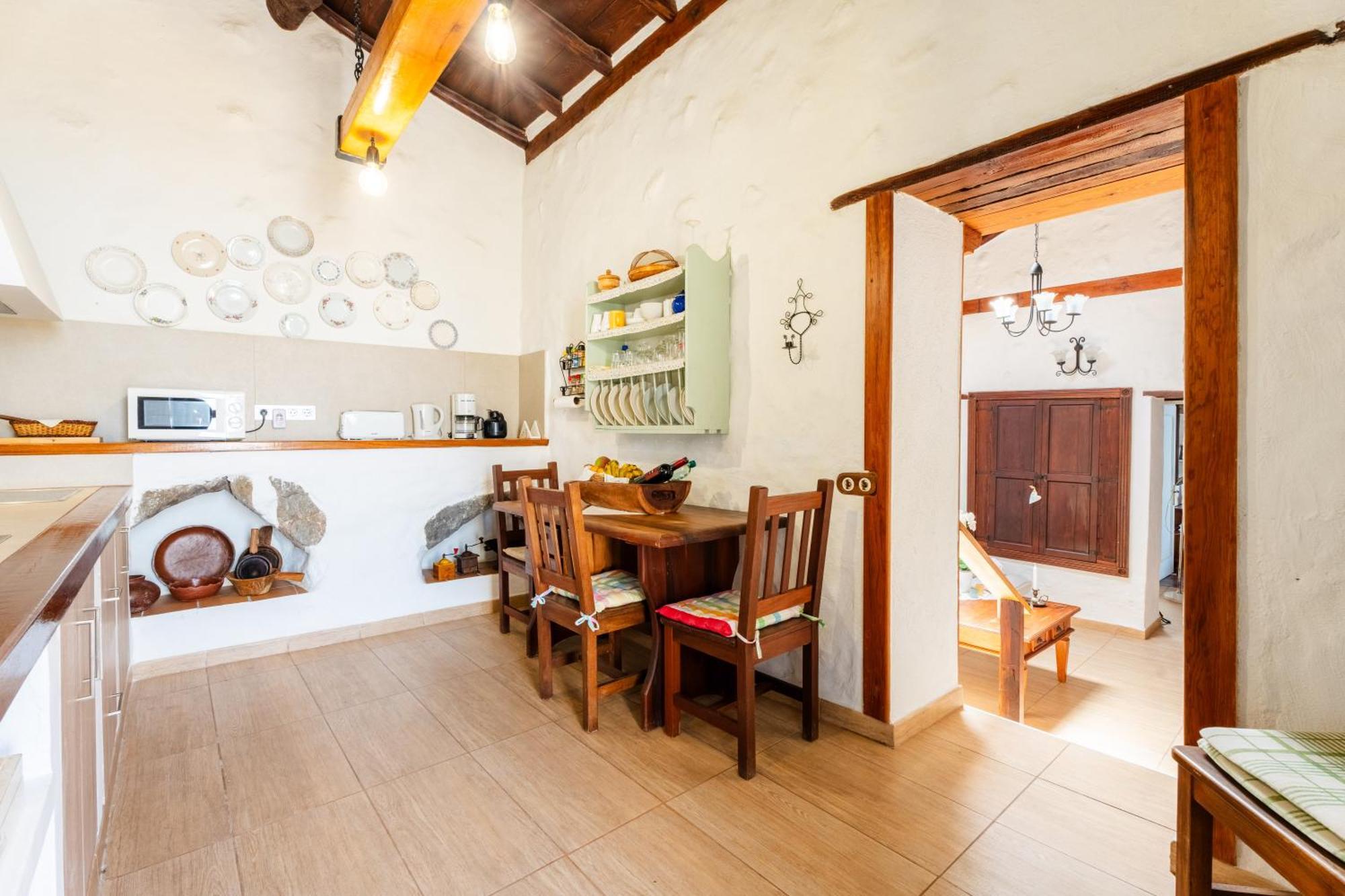 Casa Rural Tajona & Granero 아데제 외부 사진