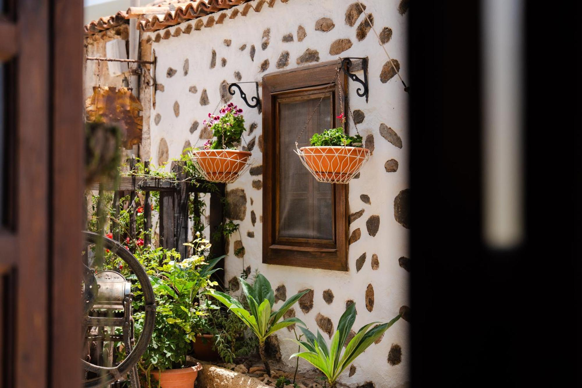 Casa Rural Tajona & Granero 아데제 외부 사진