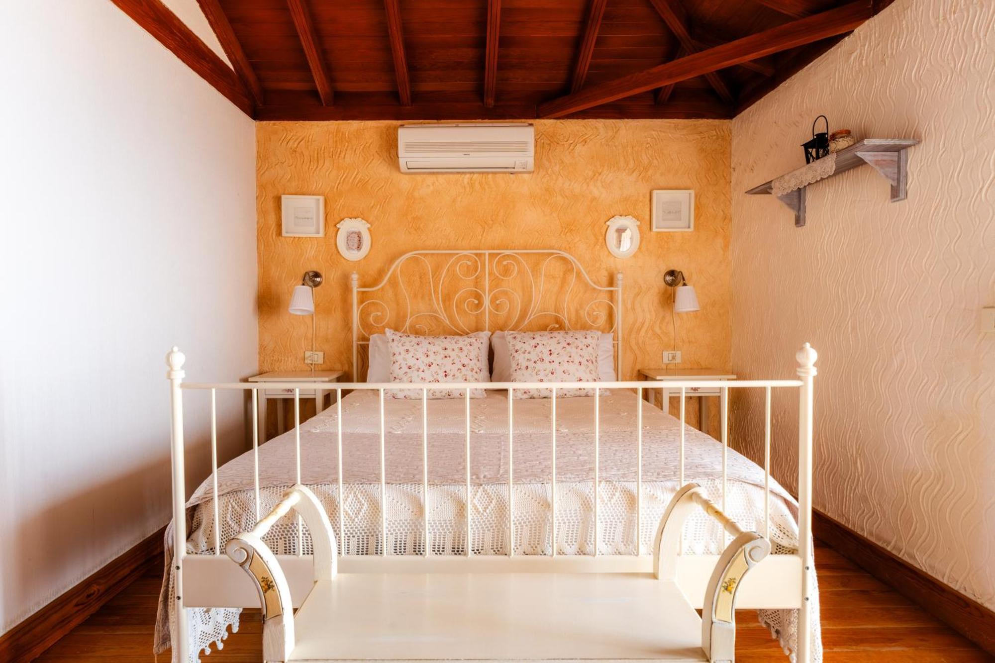 Casa Rural Tajona & Granero 아데제 외부 사진