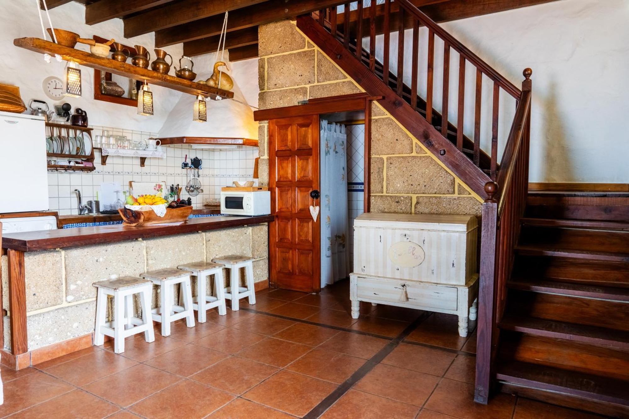 Casa Rural Tajona & Granero 아데제 외부 사진