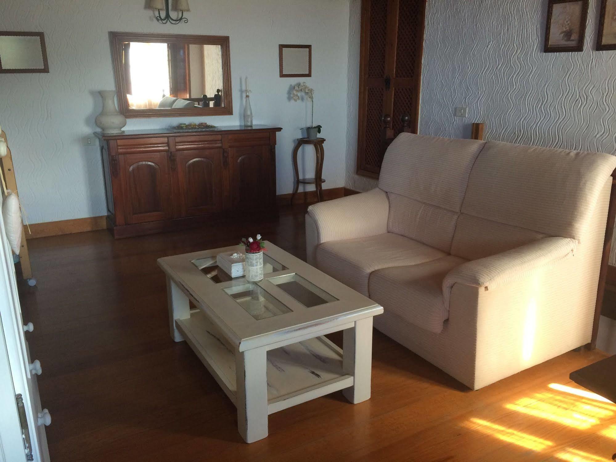 Casa Rural Tajona & Granero 아데제 외부 사진