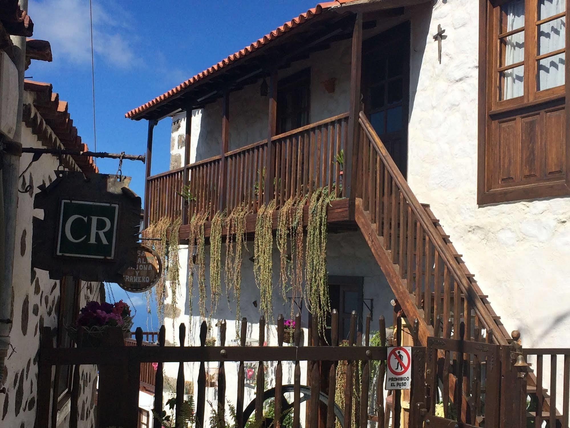 Casa Rural Tajona & Granero 아데제 외부 사진